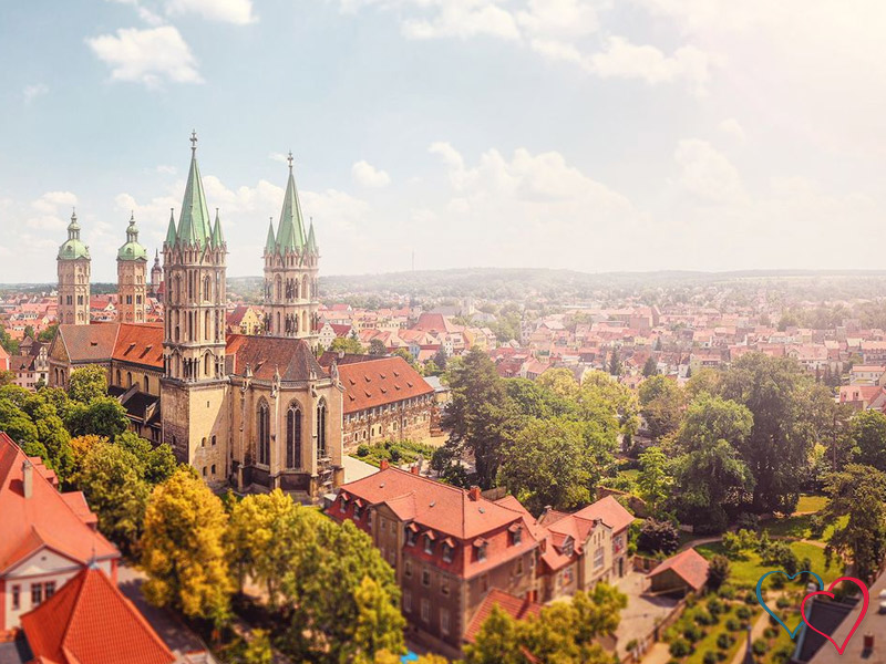 Historische Altstadt in Sachsen-Anhalt mit imposantem Dom und romantischer Atmosphäre – ideal für diskrete Sexdates und heiße Treffen.