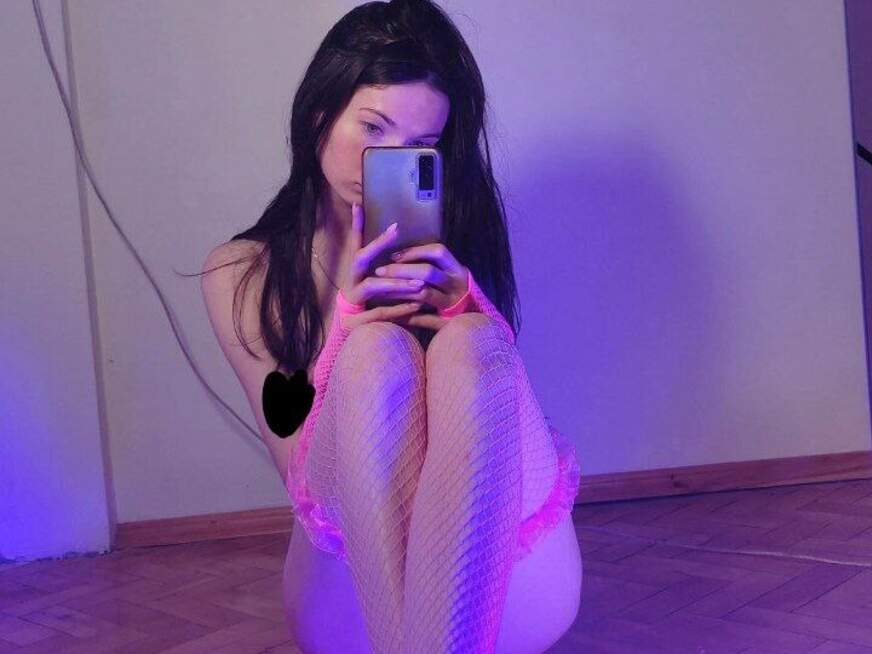 Mara aus Chemnitz mit natürlicher Ausstrahlung