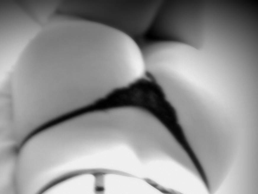 Porträt von Paula aus Dortmund mit schwarz Haaren und blau Augen